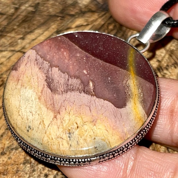 Detailed Round Burgundy & Yellow Mookaite Pendant 2” - Picture 3 of 15